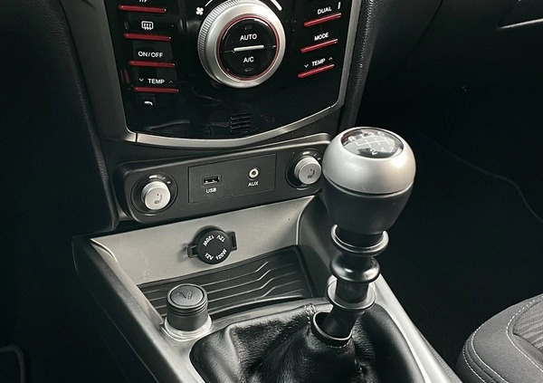 SsangYong Tivoli cena 53000 przebieg: 34000, rok produkcji 2018 z Siechnice małe 254